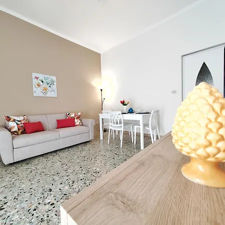 Dimora Amira Διαμέρισμα *